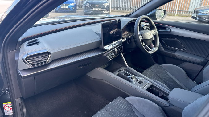 CUPRA Formentor 2.0 TSI 333 VZ3 5dr DSG 4Drive Petrol Estate - Image 2
